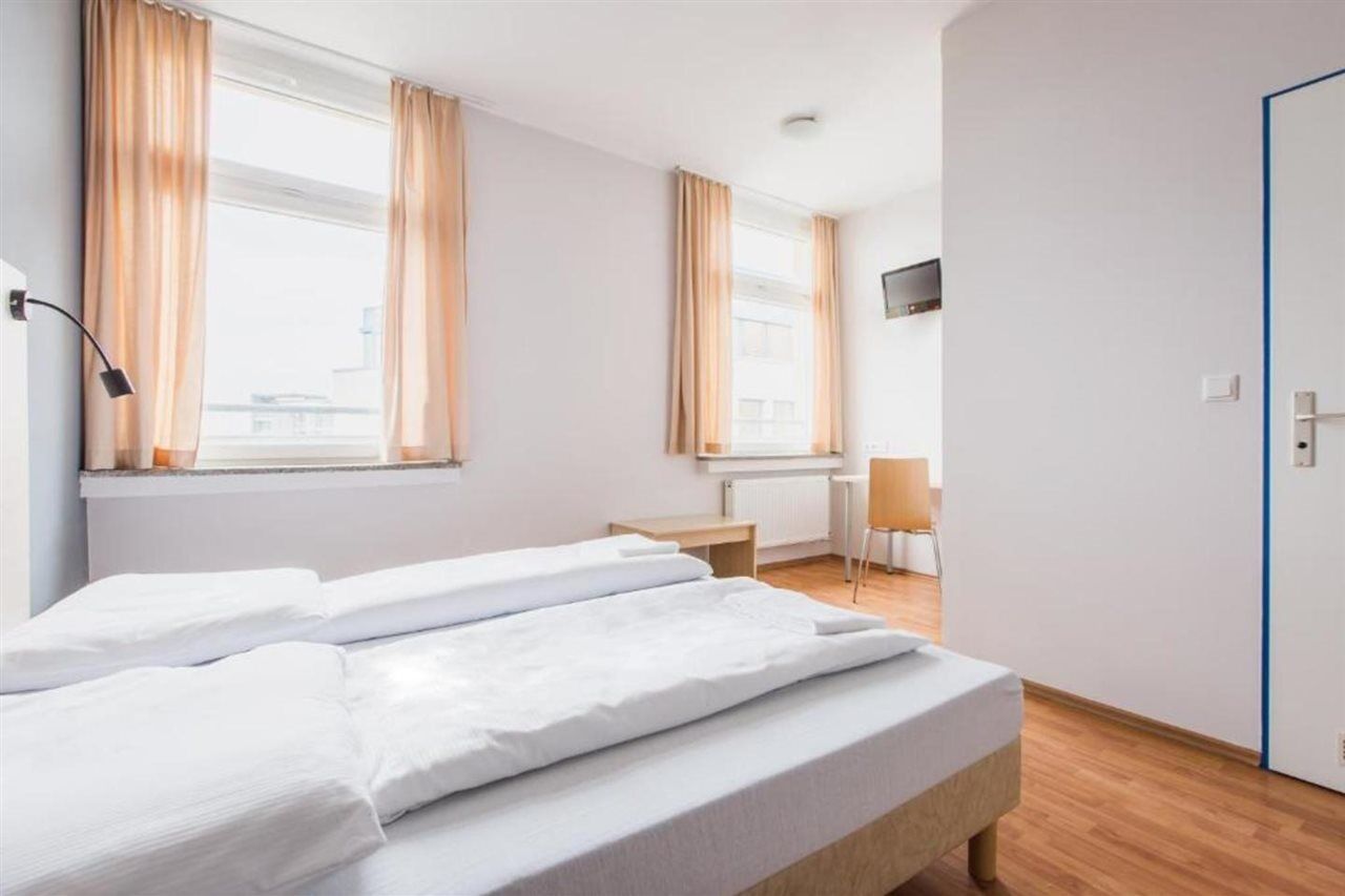 A&O Dortmund Hauptbahnhof Otel Dış mekan fotoğraf